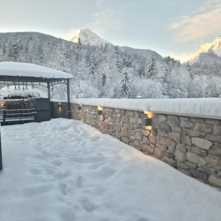 Wellness Apartment mit Sauna, Outdoor Whirlpool & Kamin - Apartment mit 2 Schlafzimmern - 38