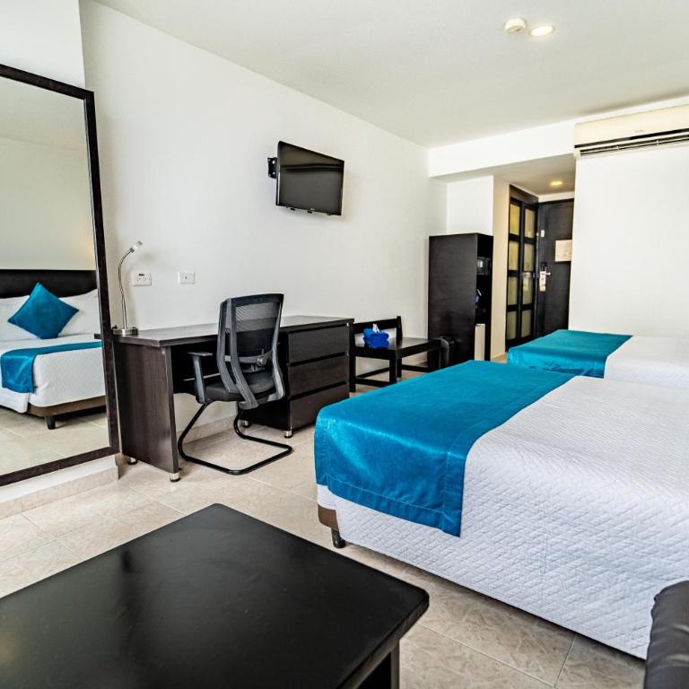 Hotel Cartagena Plaza - Superior Twin Room - 1