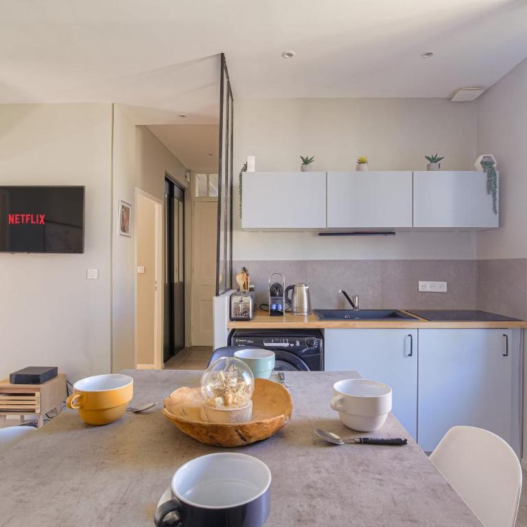 Convivial et Calme proche Parilly et Gerland - Apartamento - 5