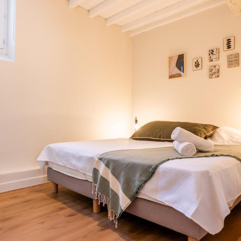 RARE ! Duplex de style en plein centre ville - Appartement - 17