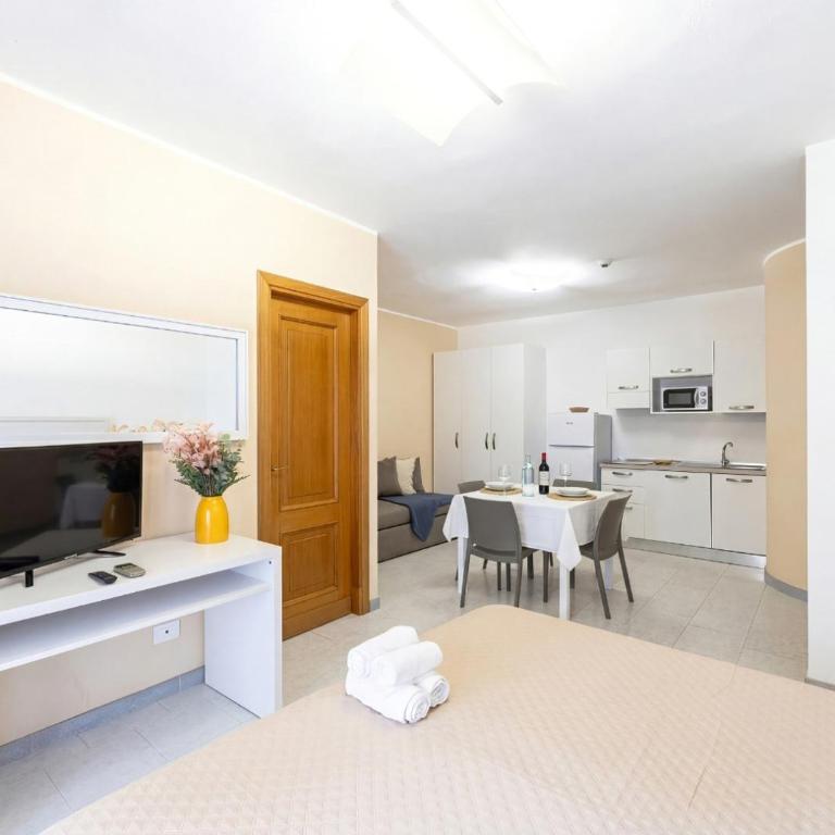 Rina Sea Apartments 2 people Studio - Apartment - 8