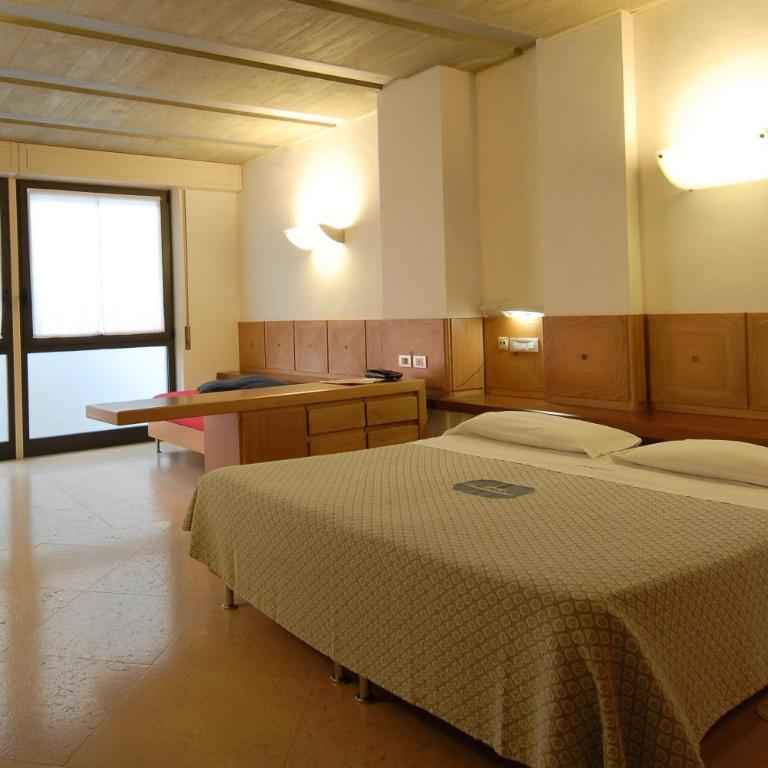 Albergo Bianchi Stazione - Camera Tripla - 3