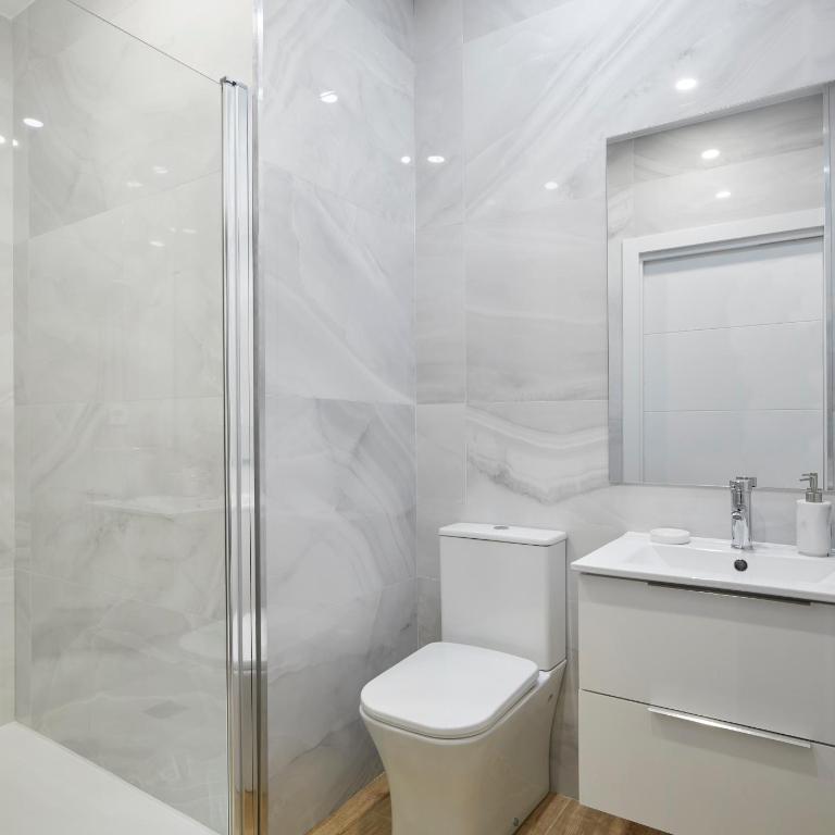 Ekialde by FeelFreeRentals - Apartamento de 3 dormitorios con balcón - 22
