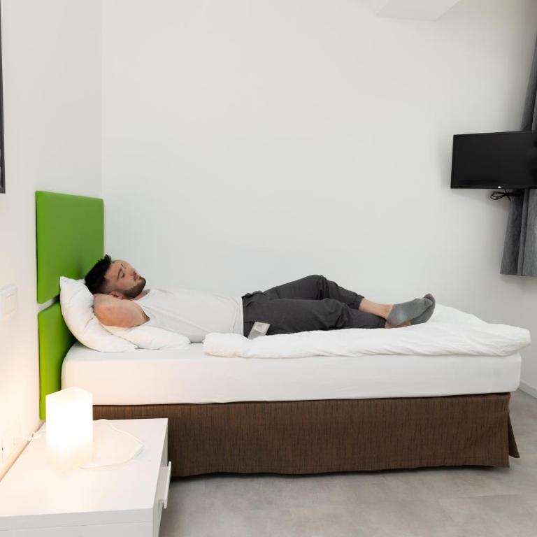 Le Vette - Single Room with Shower - 11