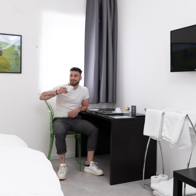 Le Vette - Double Room with Private Bathroom - 11