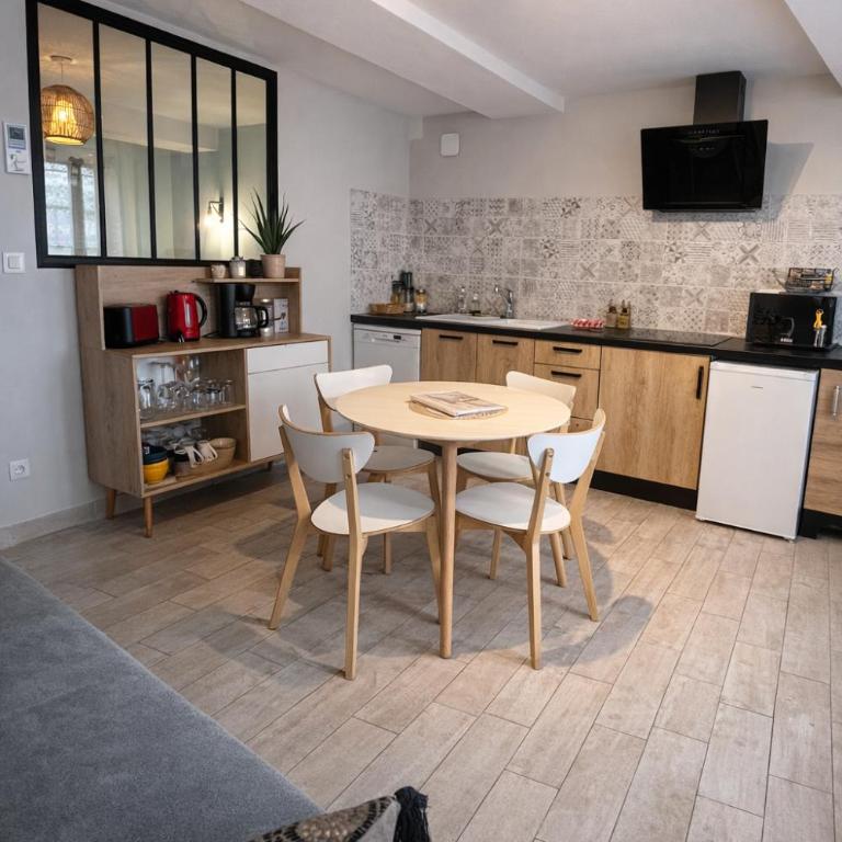 Les Clématites de Saint-Aignan 4p, 7 min du Zoo - One-Bedroom House - 3