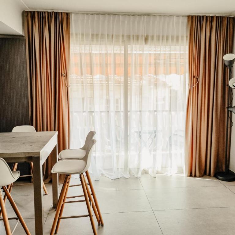 Appartement centre Cannes Soleil - 2 rooms - Appartement 1 Chambre - 8