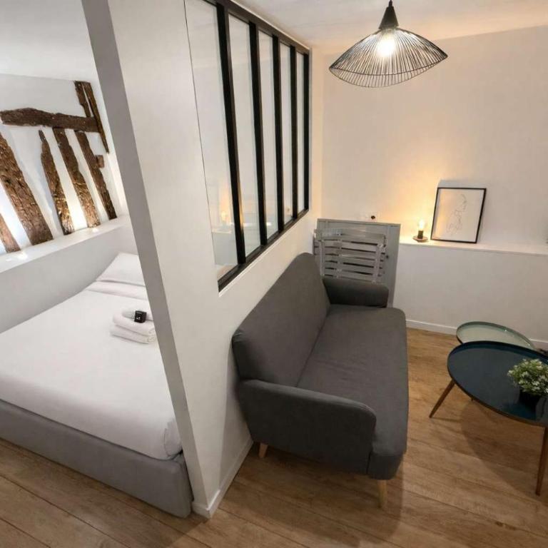 Paris 3eme Studio Renove Emplacement Ideal - 2P - Studio - 2
