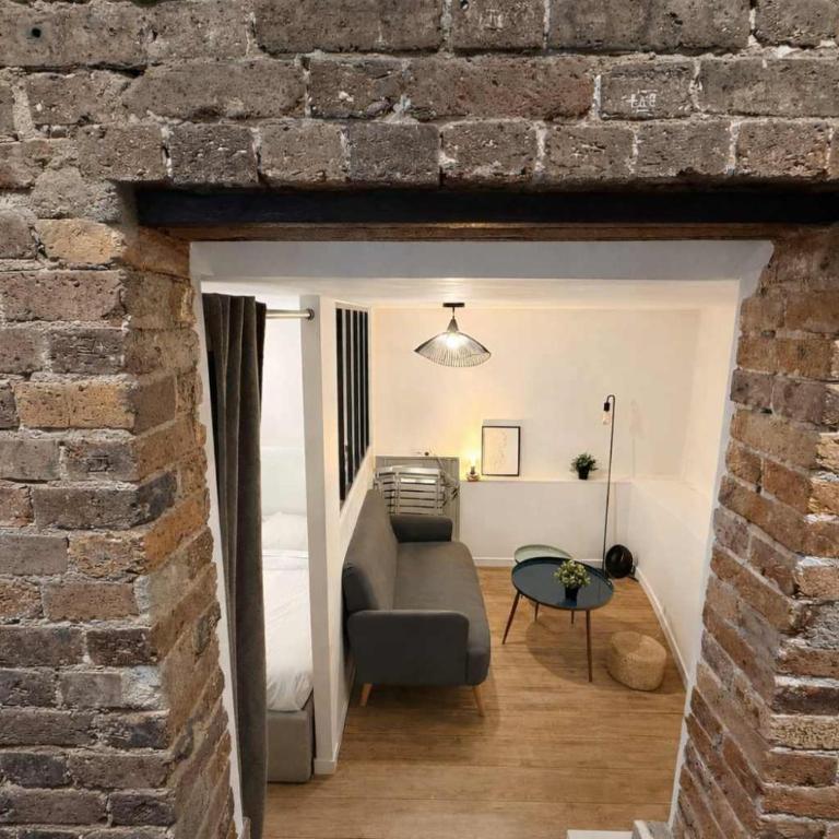 Paris 3eme Studio Renove Emplacement Ideal - 2P - Studio - 3