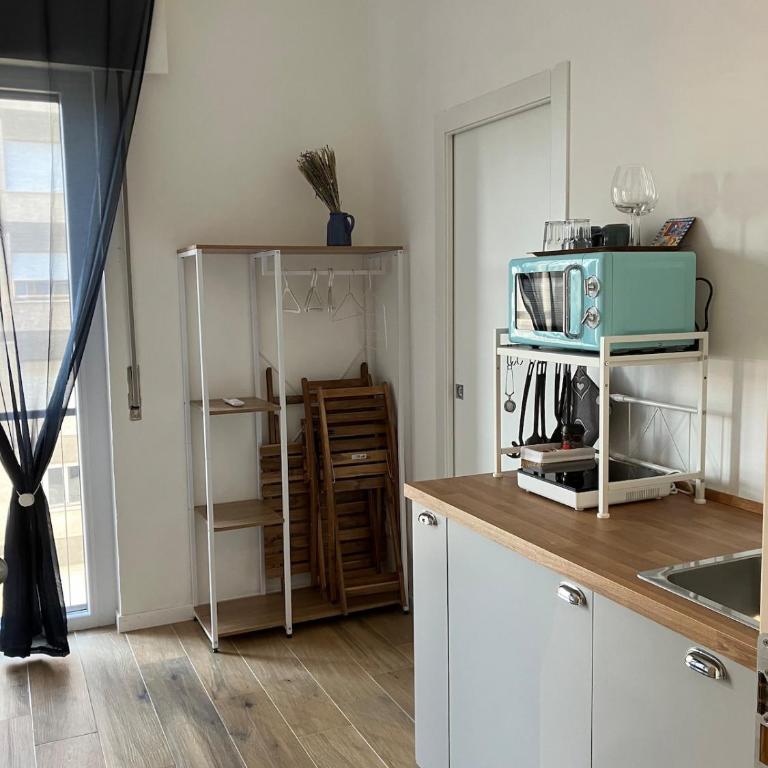 New Freedom Studio Tram 150m - One-Bedroom Apartment - 11