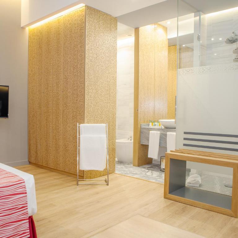 Soho Boutique Capuchinos & Spa - Habitación Triple Confort - 6