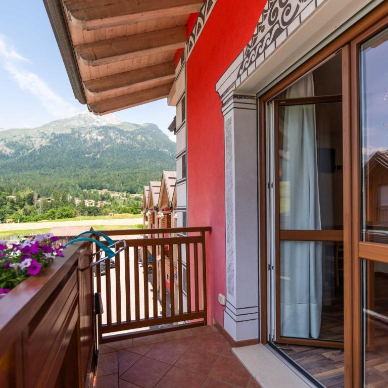 Hotel Continental - Camera Superior Matrimoniale/Doppia con Letti Singoli con Vista Montagna - 2