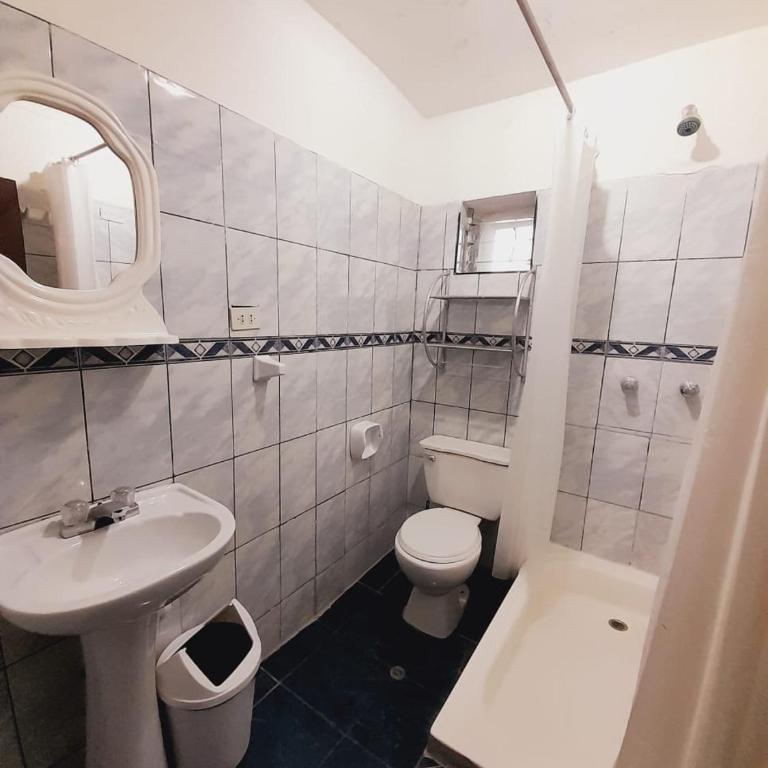 Puma walkers - Habitación Familiar con baño privado - 3