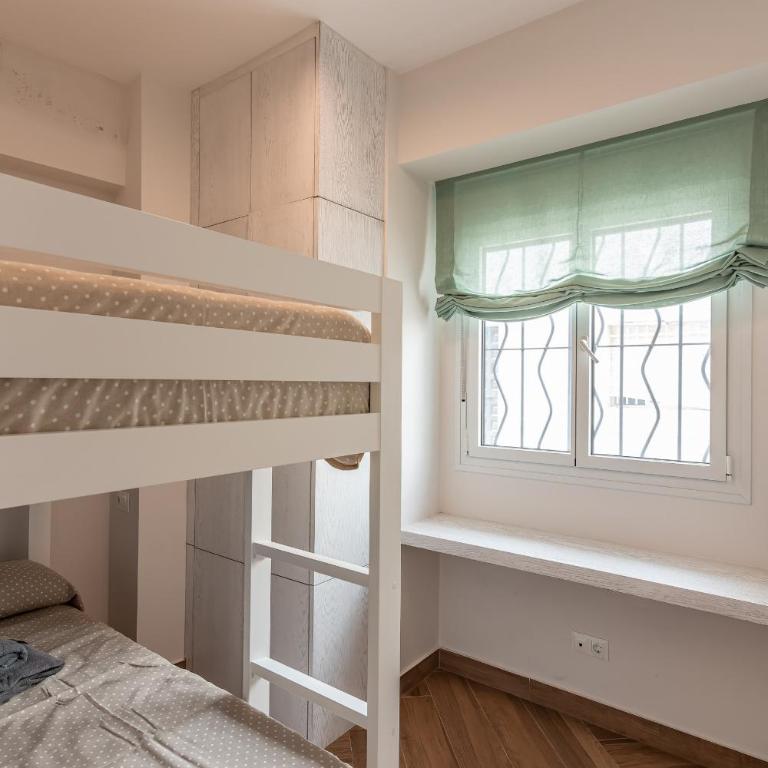 El Rincon del Baluarte by H - Centro Ayamonte AVHVIIISP - Two-Bedroom Apartment with City View - 9