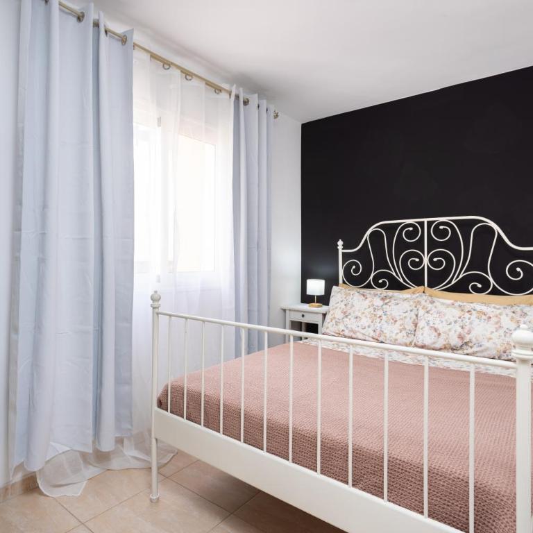 Beautiful two-storey house with terrace and patio in an exclusive area - Haus mit 2 Schlafzimmern - 14