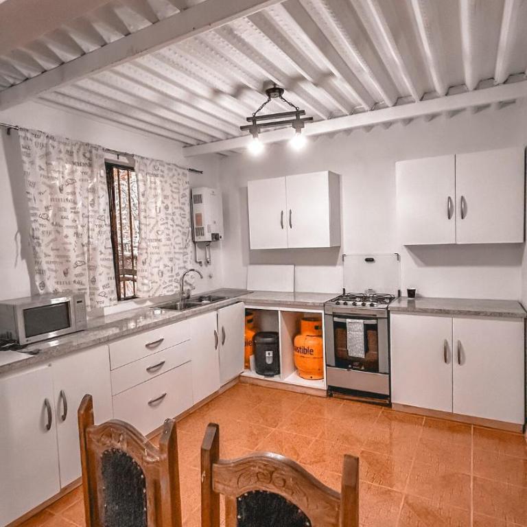 Cabaña en Vilches - Casa de 6 dormitorios - 1