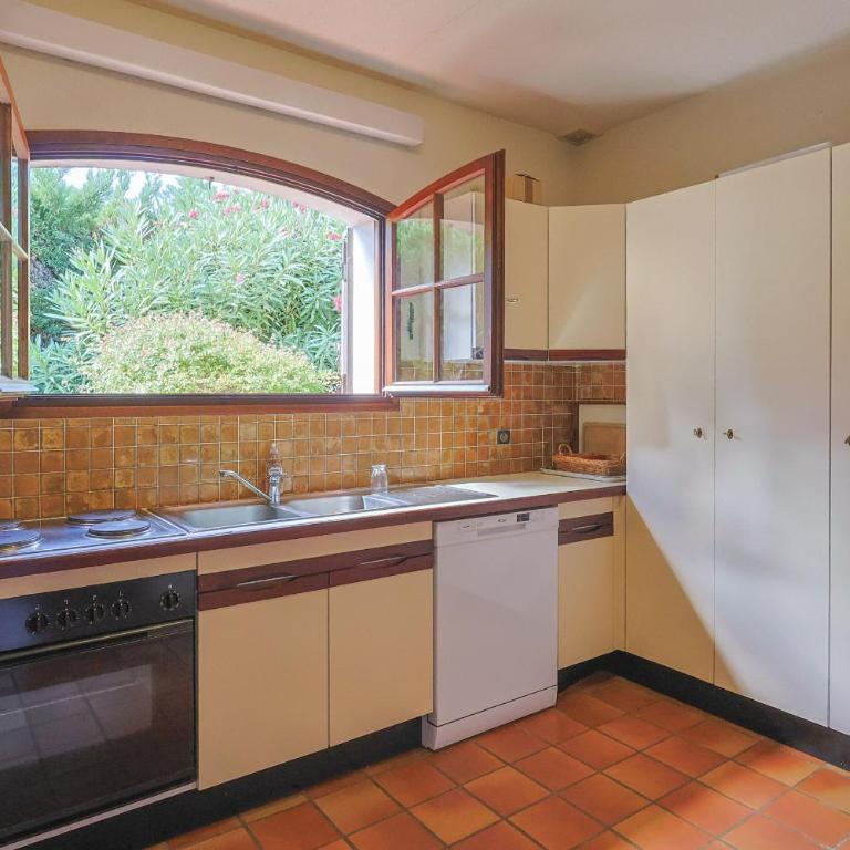Villa d'Agde - Villa avec Piscine Privée - 15