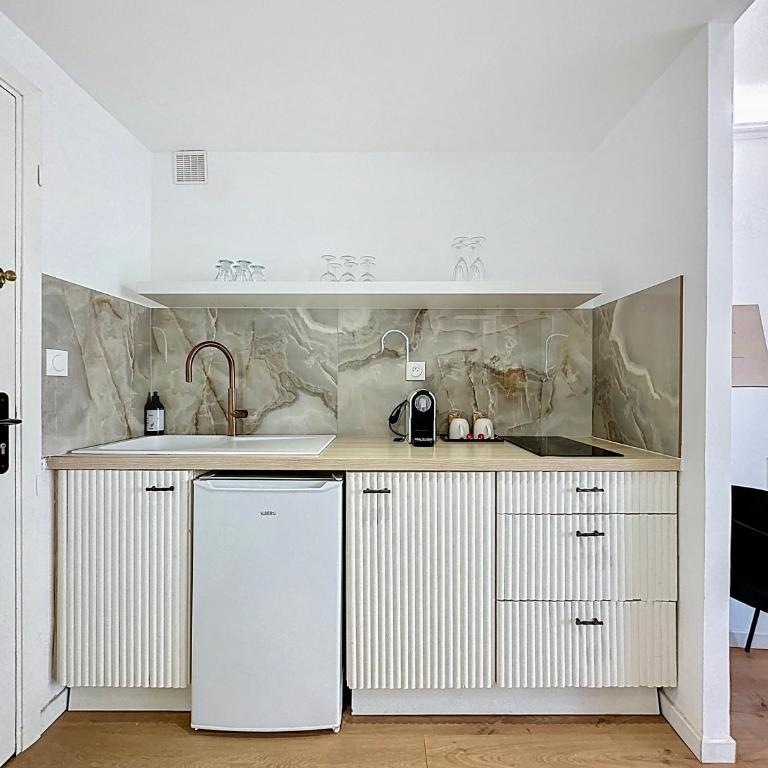 StudioLuxCannes - Suite premium avec baignoire à Cannes, plage à 2 min et Palais des Festivals - Appartement 1 Chambre - 21