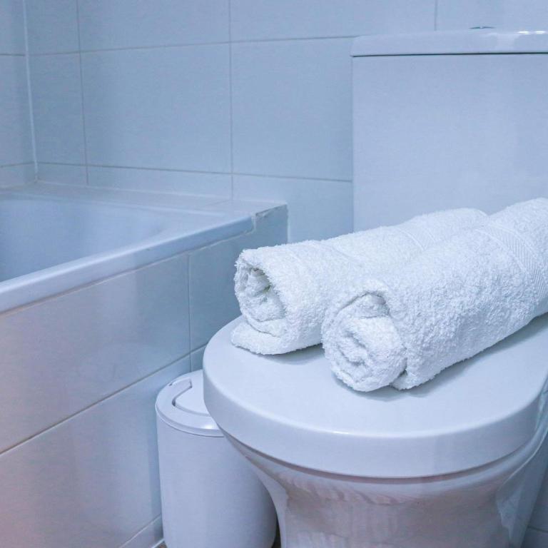 HOM I Metro SantaIsabel Wifi Piscina Ciudad Balcon - Apartamento - 24