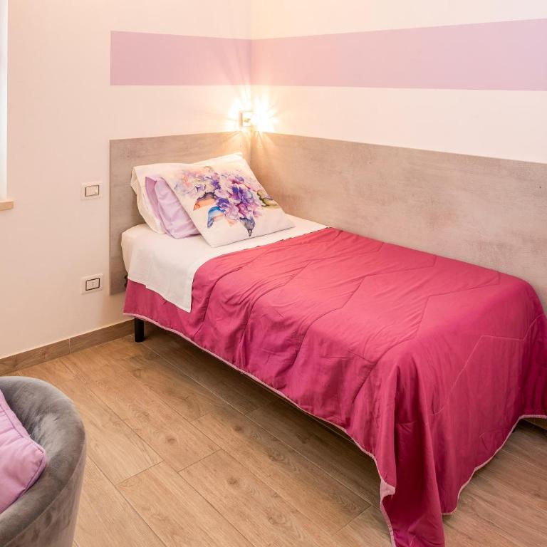MillyHolidays - Apartment Lillà - Center - Nearby Beach - Private Garden - Spa Pool - Apartment with Terrace - 11