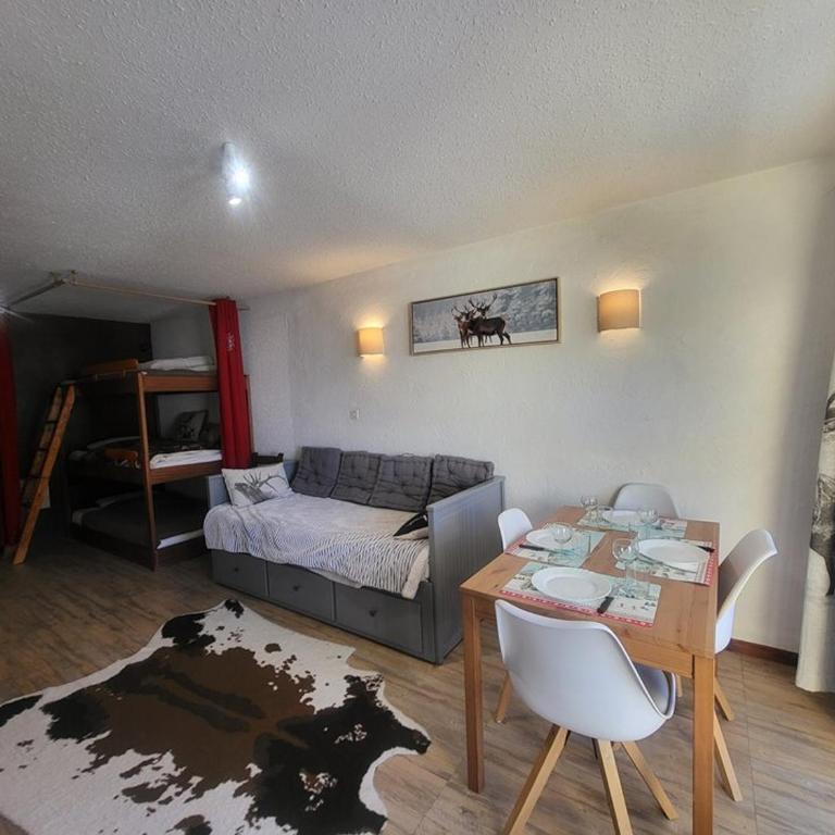 Charmant studio à Montgenèvre, proche centre, balcon ensoleillé - FR-1-266-255 - Monolocale - 1