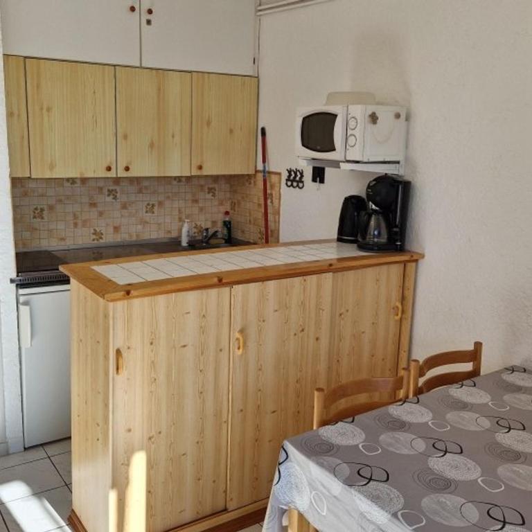 Studio Cabine au cœur des Angles, pratique avec espace nuit - Studio - 2