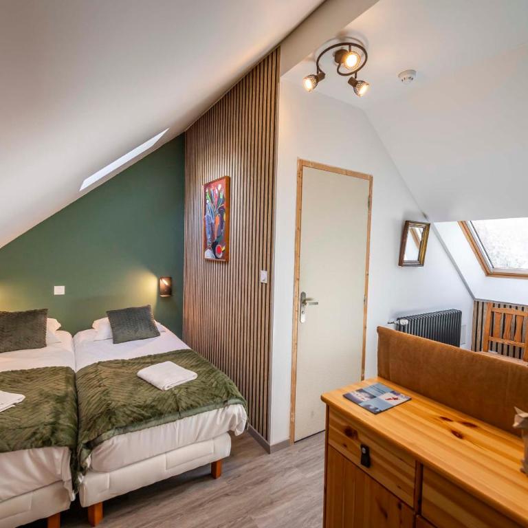 Gite Le Rebanchon - Chambre Quadruple - Vue sur Montagnes - 4