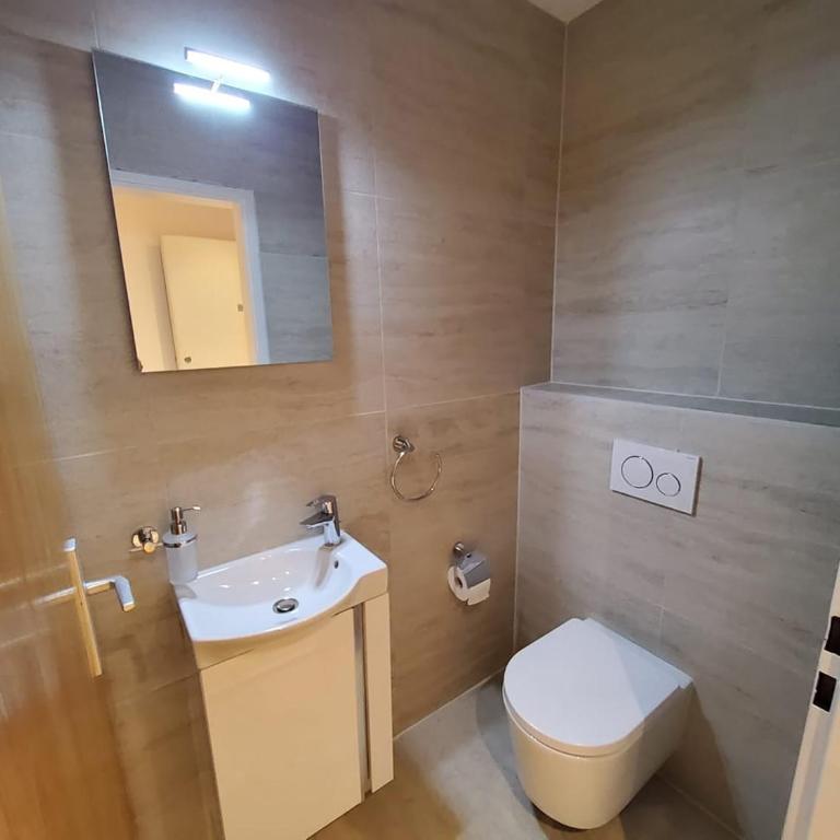 Großzügige 3 Schlafzimmer Wohnungen in Davos Bergblick zentral - Apartment mit 3 Schlafzimmern - 5