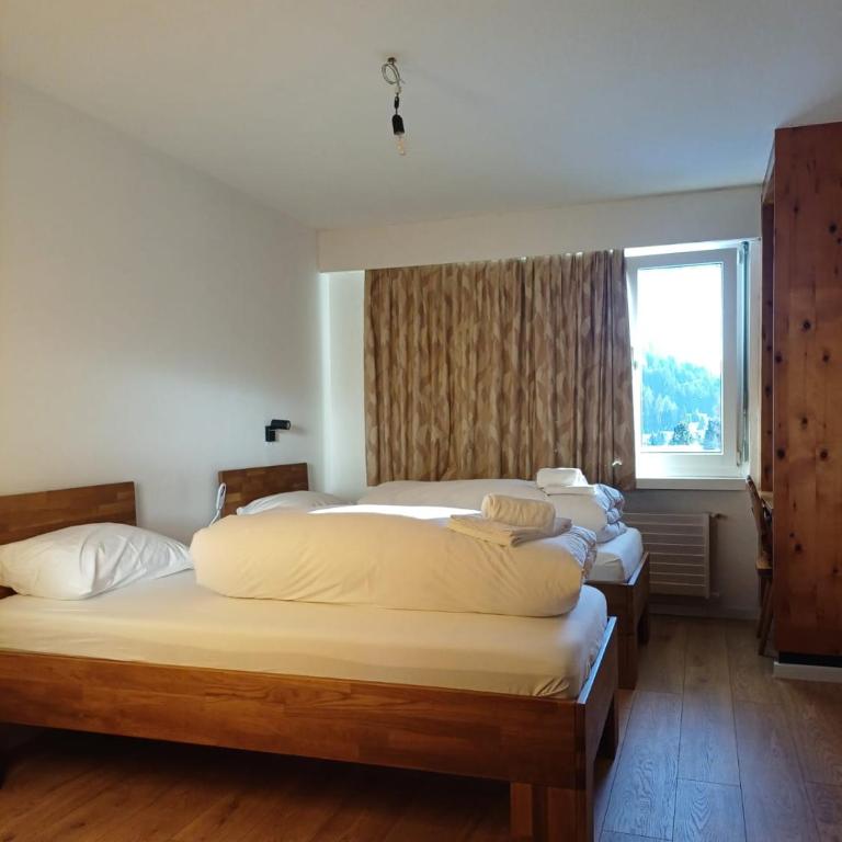 Großzügige 3 Schlafzimmer Wohnungen in Davos Bergblick zentral - Apartment mit 3 Schlafzimmern - 9