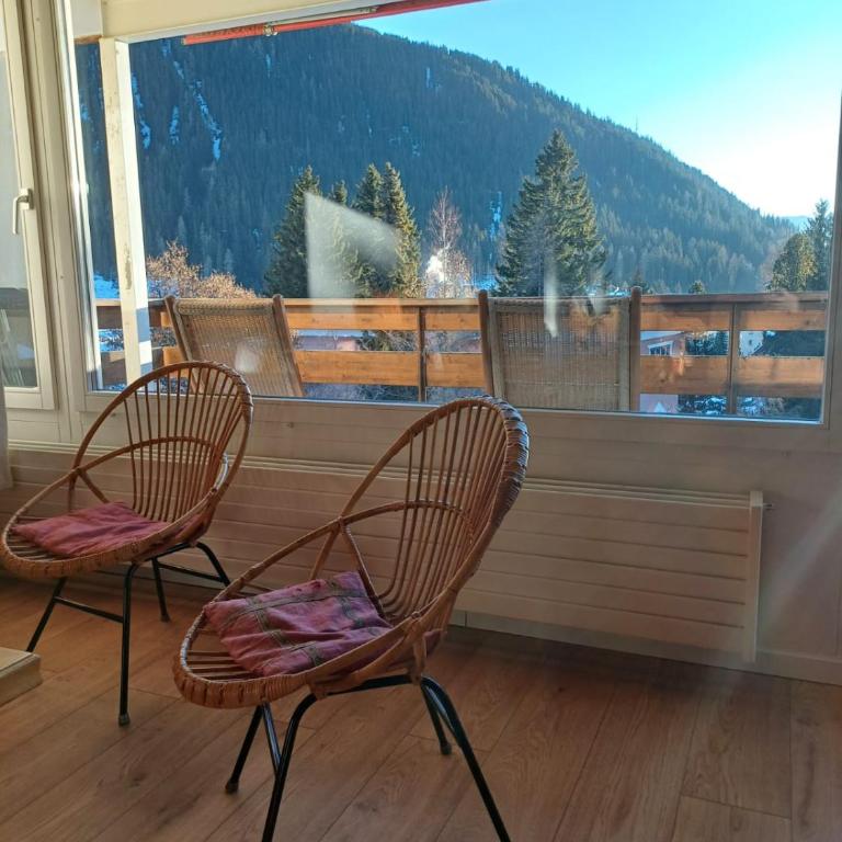 Großzügige 3 Schlafzimmer Wohnungen in Davos Bergblick zentral - Apartment mit 3 Schlafzimmern - 10