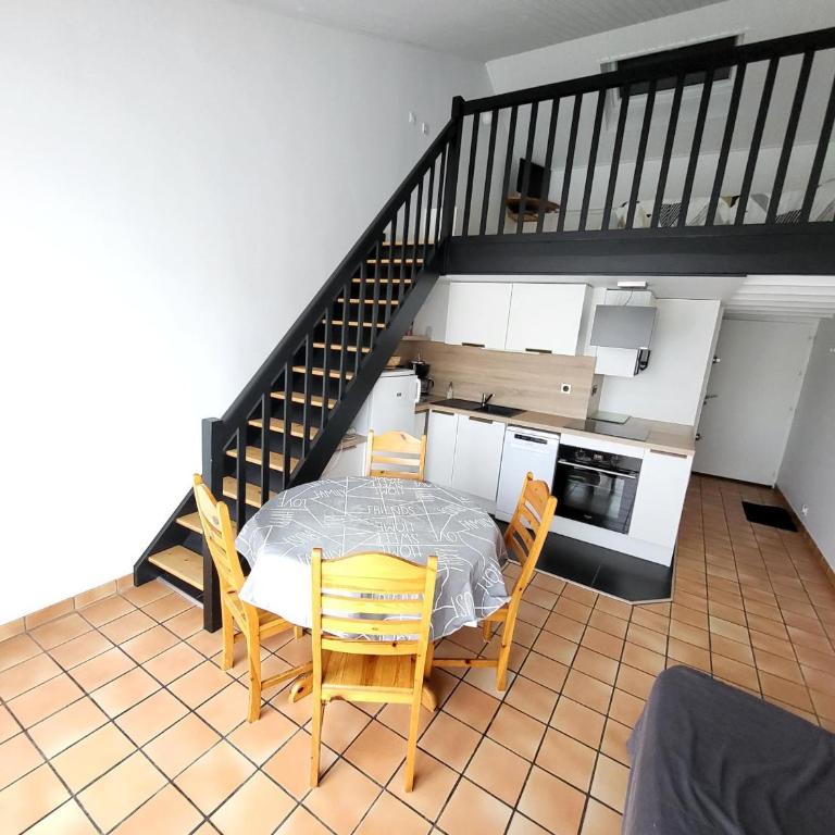 Appartement lumineux proche plage et commerces - FR-1-92-956 - Apartment - 8