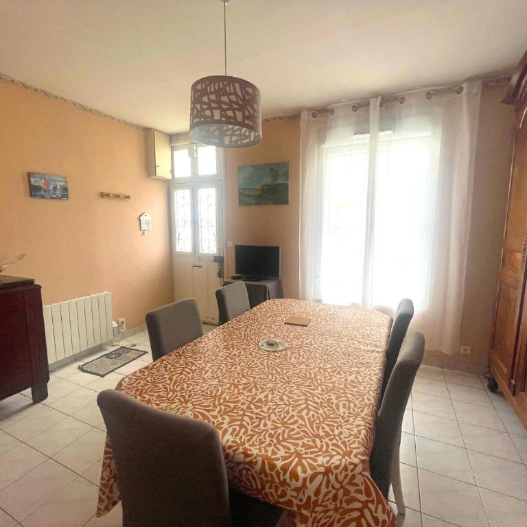 Maison T3 proche plage, commerces et gare, terrasse, équipée, quartier Arago, Les Sables-d'Olonne - FR-1-92-701 - Maison de Vacances (4 Adultes) - 3
