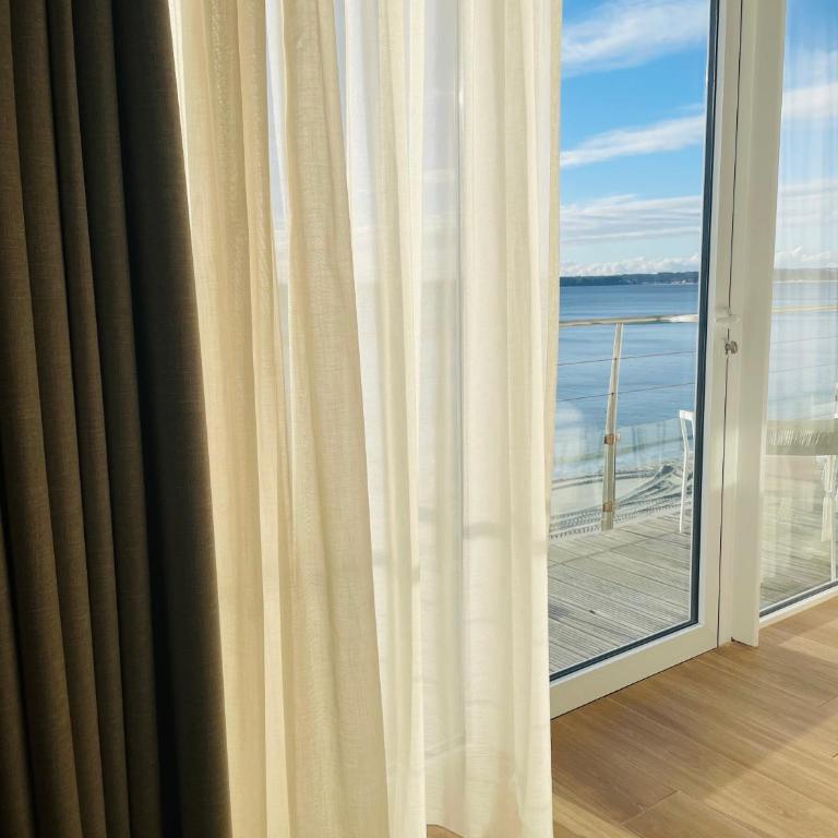 Les Sables Blancs - Chambre Double Supérieure - Vue sur Mer - 2ème étage - 8