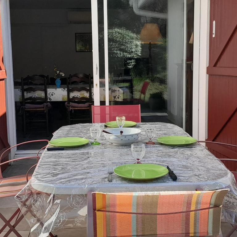 Maison spacieuse à Capbreton, proche port et plages, jusqu'à 6 personnes - FR-1-239-1122 - Haus mit 3 Schlafzimmern - 35