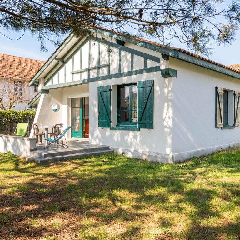 Maison Individuelle T4 pour 5 pers, Proche Centre et Océan, Grand Jardin, Non Fumeur, Pas d'animaux - FR-1-521-190 - Ferienhaus - 12