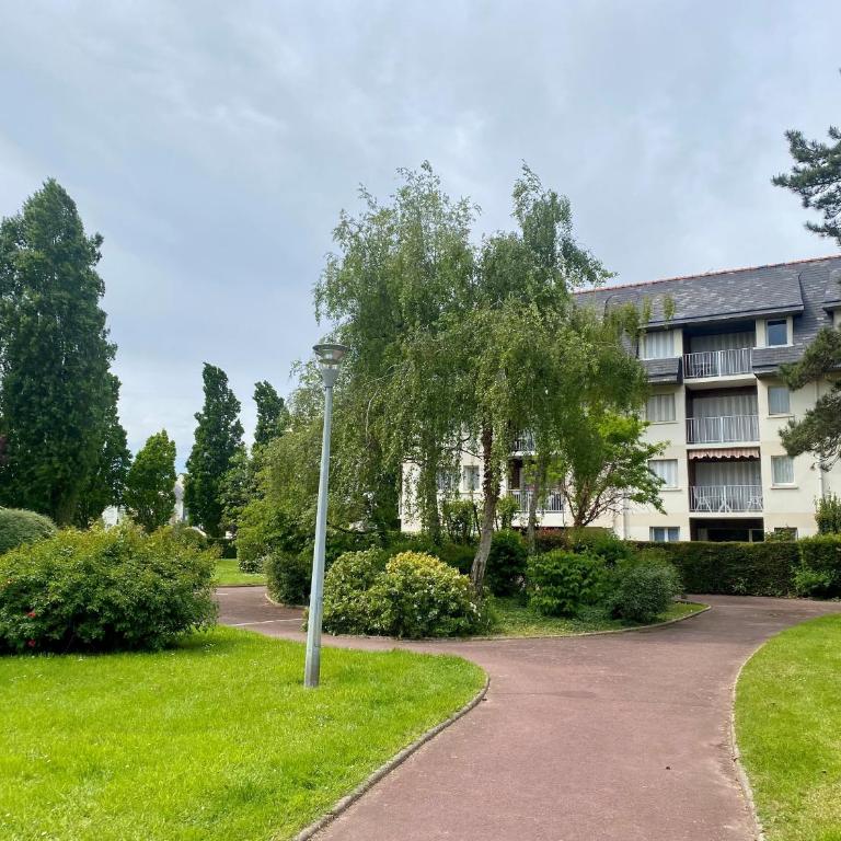 Charmant 2 pièces, balcon, proche centre-ville Cabourg, 4 pers, parking sécurisé - FR-1-487-360 - Apartment - 17