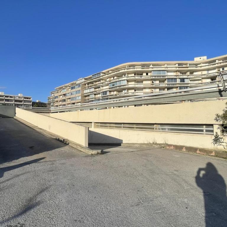 Appartement Moderne 5 Couchages avec Parking et Piscine - FR-1-748-8 - Apartamento - 27