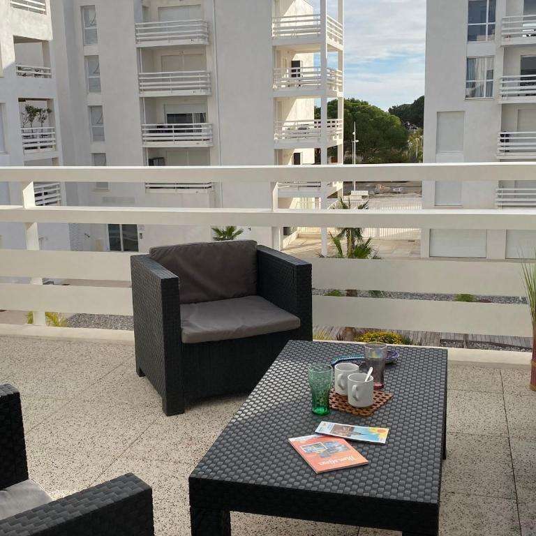 Appartement T3 climatisé 6 pers avec terrasse et parking à Port Leucate - FR-1-727-21 - Appartement - 6