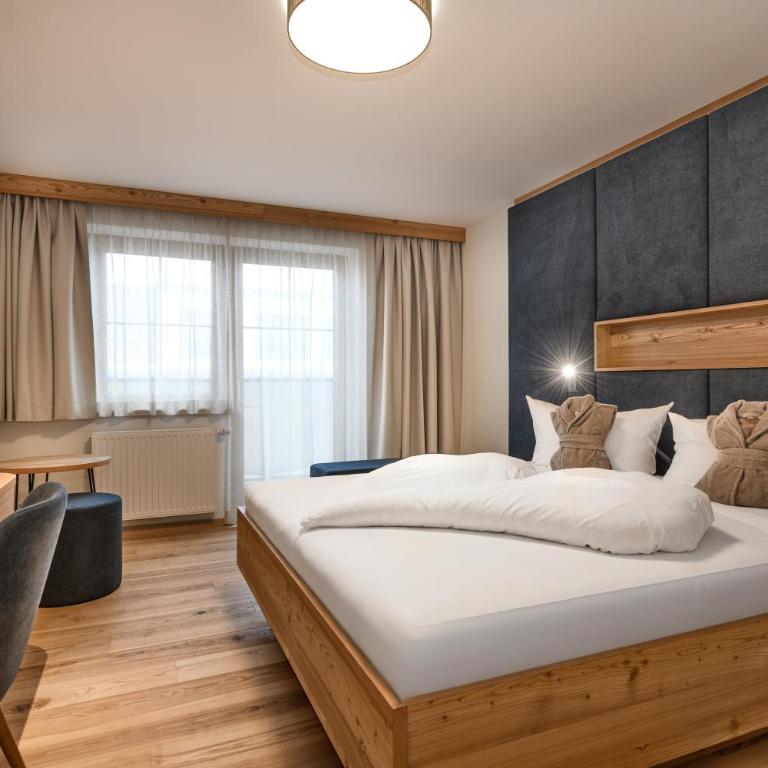 Hotel Zauchenseehof - Habitación Doble Deluxe con balcón - 4