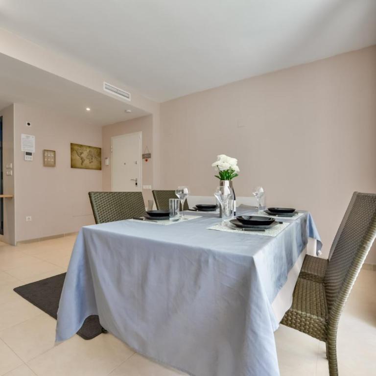 Cala Finestrat Pool & Beach 4 min BY LG HOME - Two-Bedroom Apartment - 38