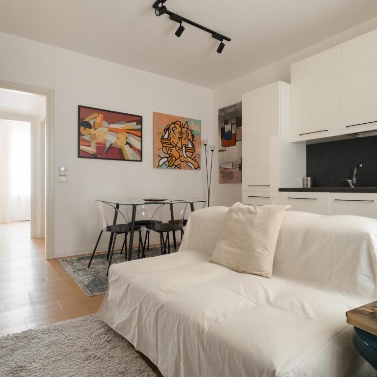 Porta Venezia - Castaldi - Bilocale con letto soppalcato - Appartamento con 1 Camera da Letto - 9