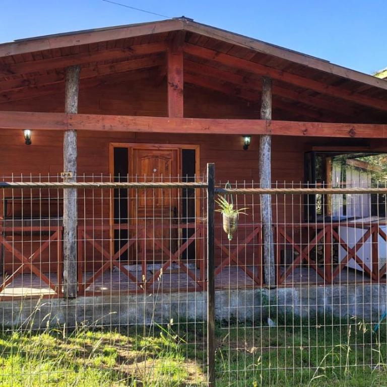 Cabaña Maga - Three-Bedroom House - 2