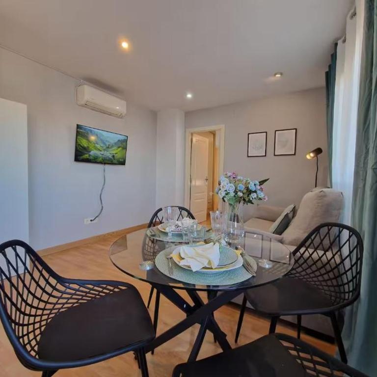 Apartamentos Alcalá - One-Bedroom Apartment - 2