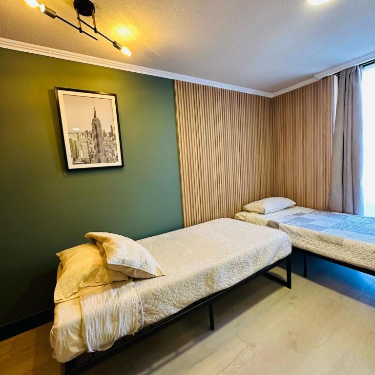 Estilo y comodidad en Providencia Suites 2 dorm 2 baños - Two-Bedroom Deluxe Apartment with Balcony - 9