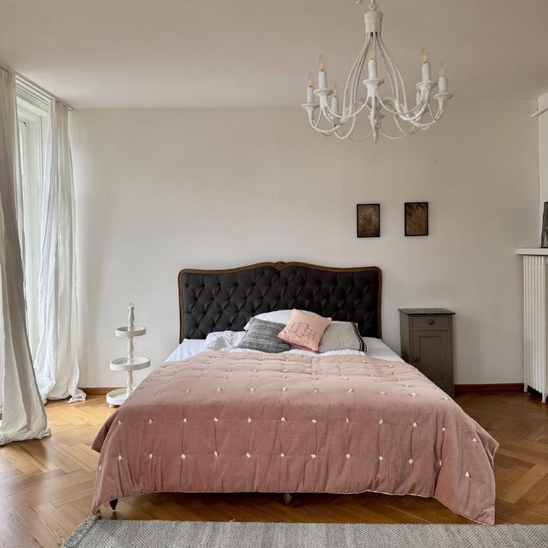 NI FRAVI Holiday Apartments, Interlaken West - Two-Bedroom Apartment with Balcony - 1