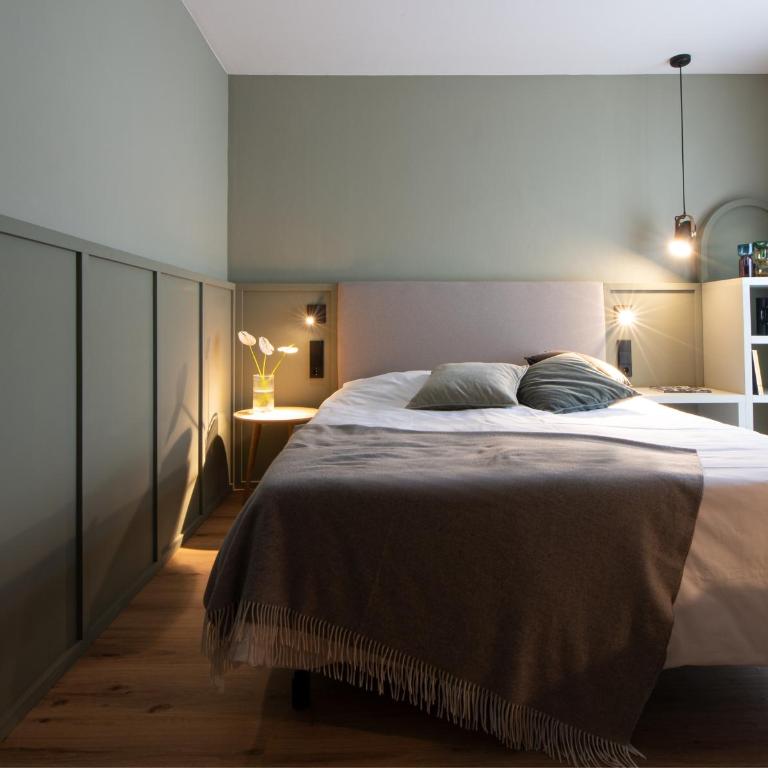 Villa Waldperlach by Blattl - Zimmer mit Queensize-Bett - 2