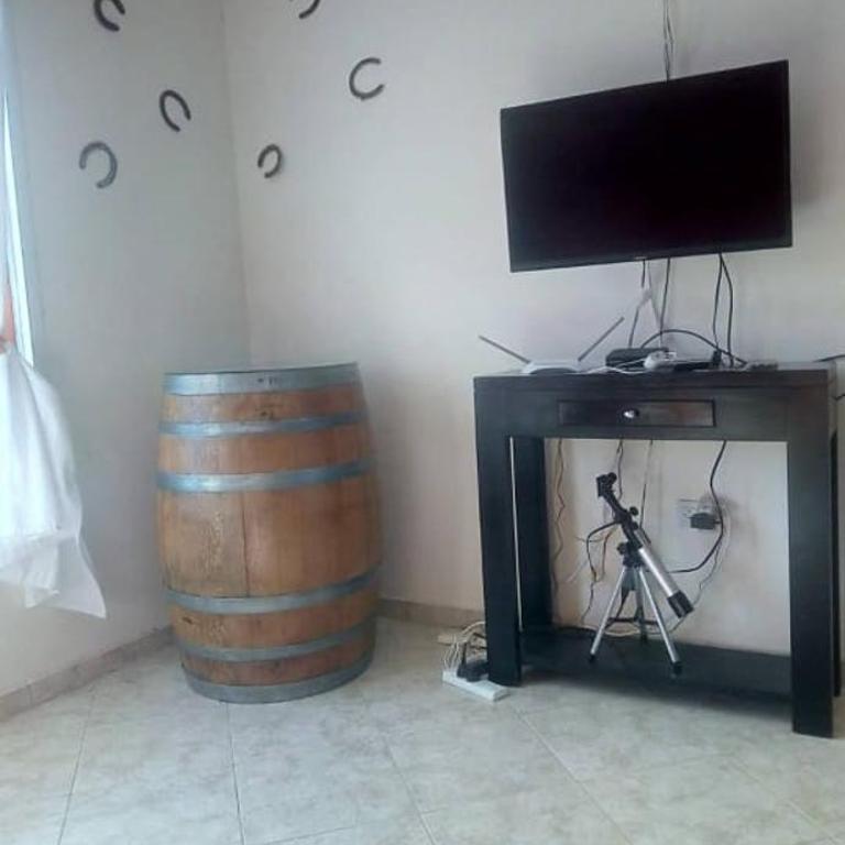La Apacible - Three-Bedroom House - 11
