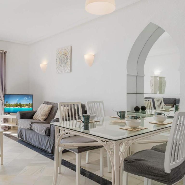 Bright Beachfront Apartment - ref 157 by Costarentals - Apartamento - 9