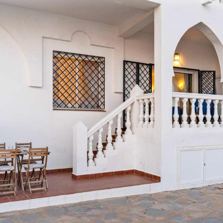Bright Beachfront Apartment - ref 157 by Costarentals - Apartamento - 46