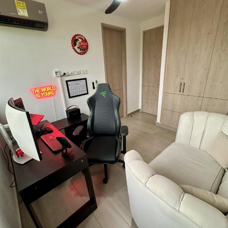 Luxury loft with home theater & pool, Buenavista top location - Apartamento de 2 dormitorios con balcón y terraza - 29